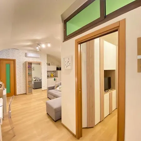 Michy M'house Apartment Naples